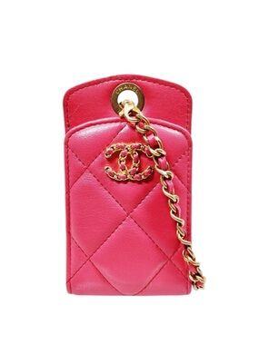 ✨🛍️ Chanel 19 Pink Quilted Lambskin Leather Card Case/Wristlet